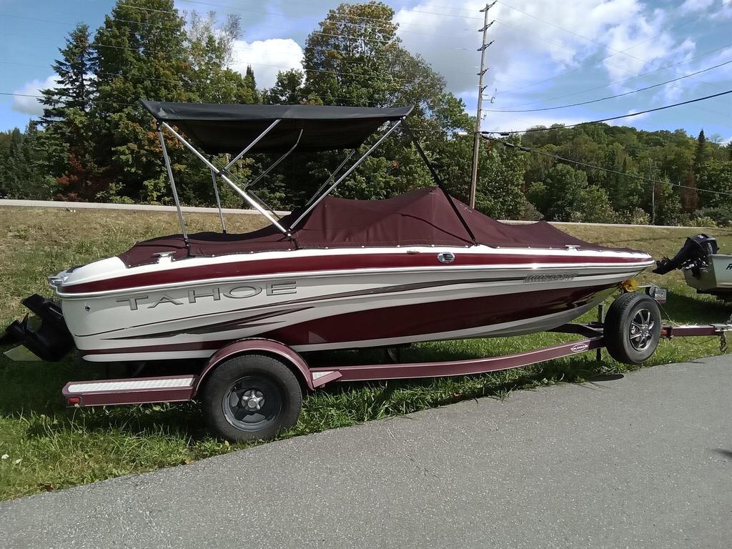 2009 Tahoe Q4 w/MERCRUISER 3.0L