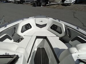 2015 Monterey Boats 238 SS