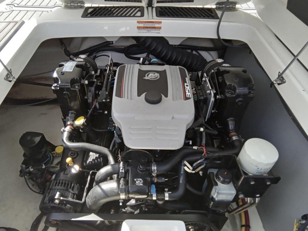 2015 Monterey Boats 238 SS