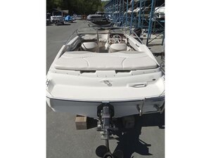 2005 Glastron MX 185