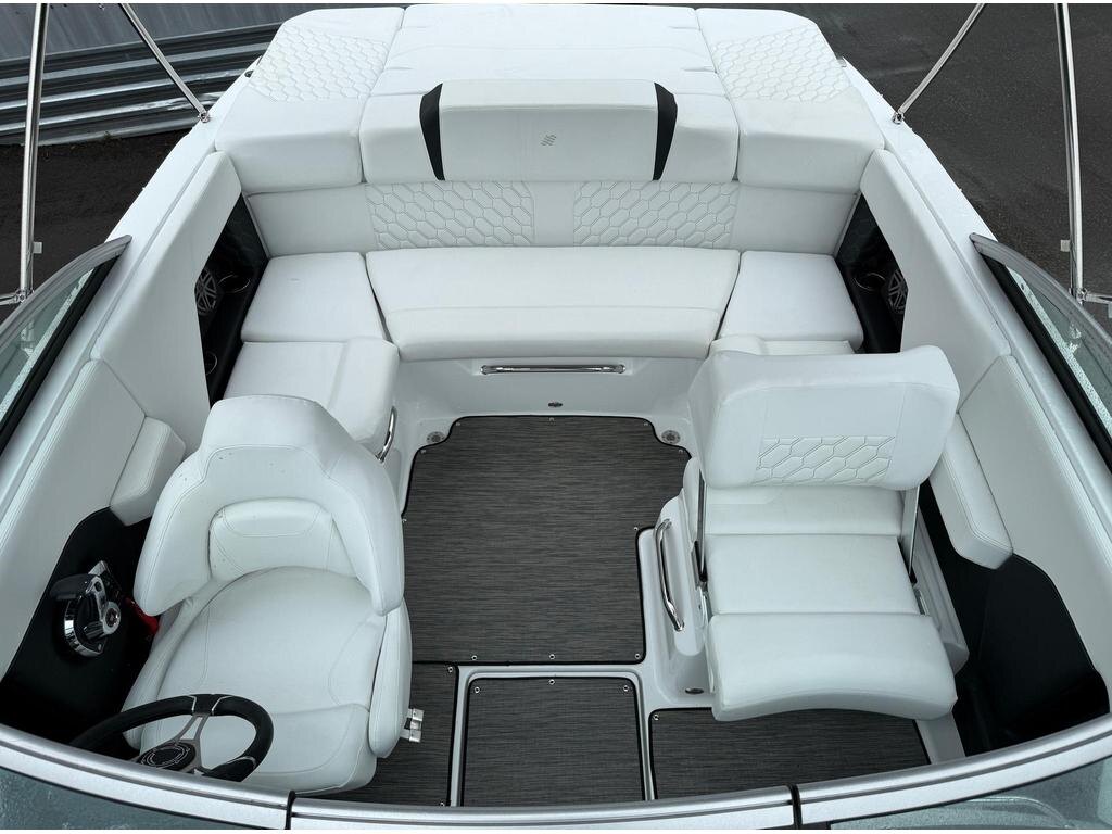 2025 Four Winns H2 W/MERCRUISER 6.2L