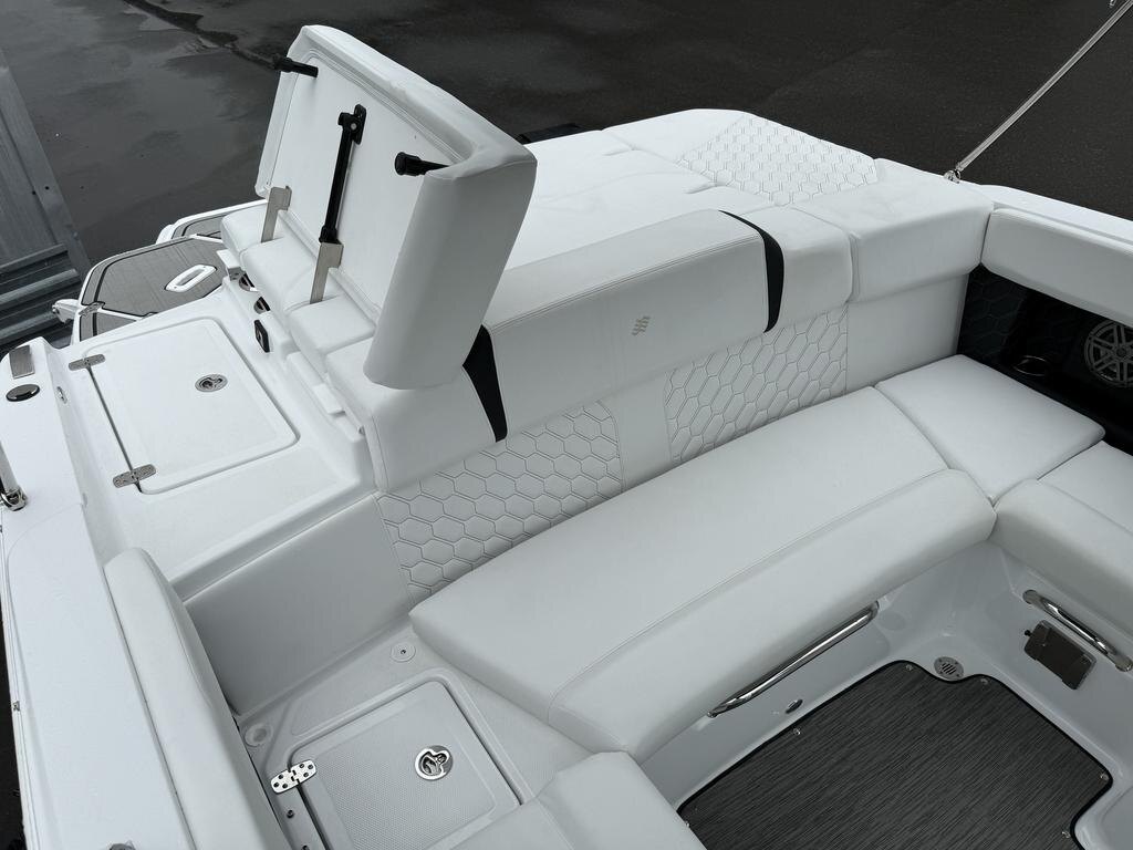 2025 Four Winns H2 W/MERCRUISER 6.2L