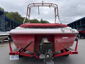 2009 Four Winns H200 W/VOLVO PENTA 4.3L