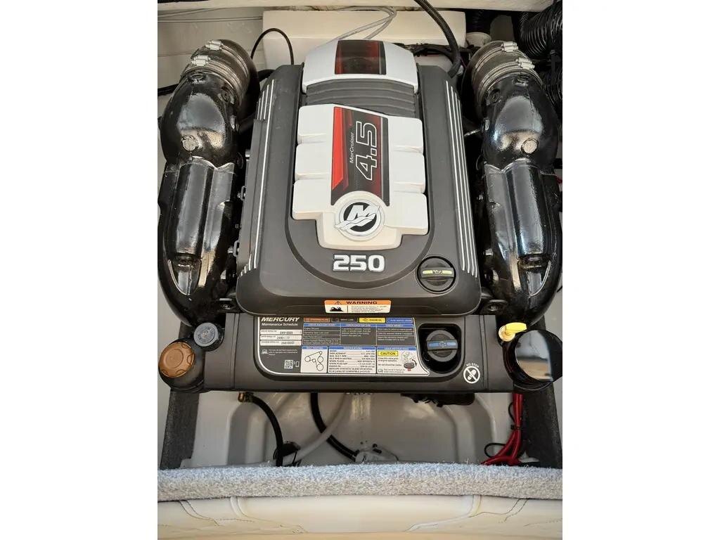 2026 Four Winns H2 FREEDOM W/MERCRUISER 4.5L