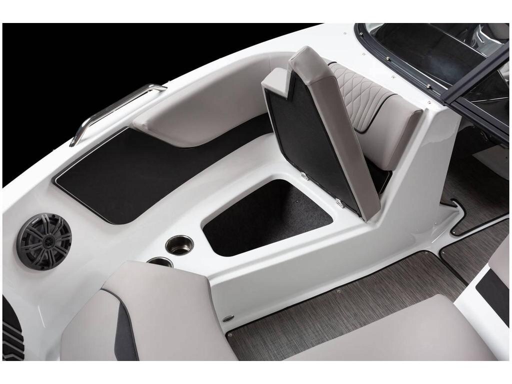 2022 Glastron GX 195 W/MERCRUISER 4.5L MPI