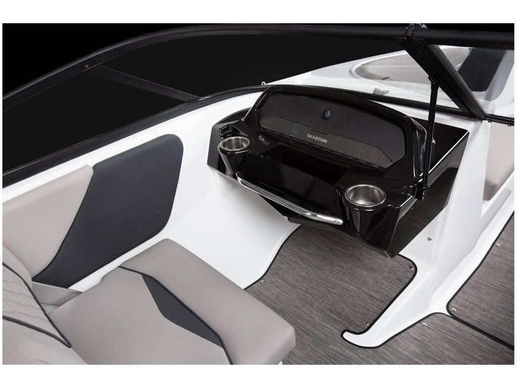 2022 Glastron GX 195 W/MERCRUISER 4.5L MPI