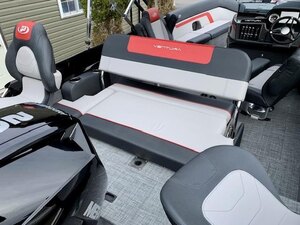 2023 Princecraft VENTURA 23 RL W/MERCURY FOURSTROKE 200HP XL