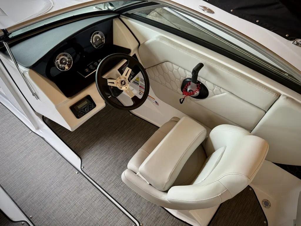 2026 Four Winns H1 FREEDOM W/MERCRUISER 4.5L