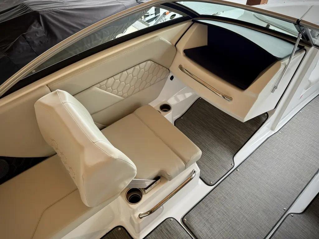 2026 Four Winns H1 FREEDOM W/MERCRUISER 4.5L