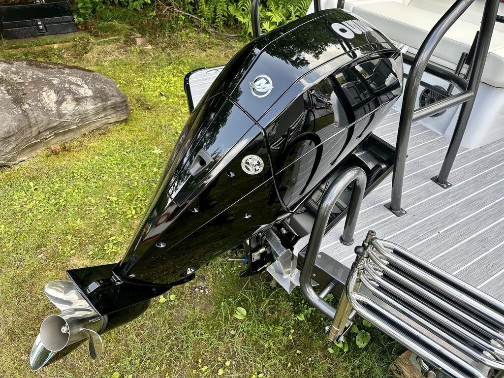 2023 Princecraft VOGUE 23 RL W/MERCURY 250 V8 L DTS