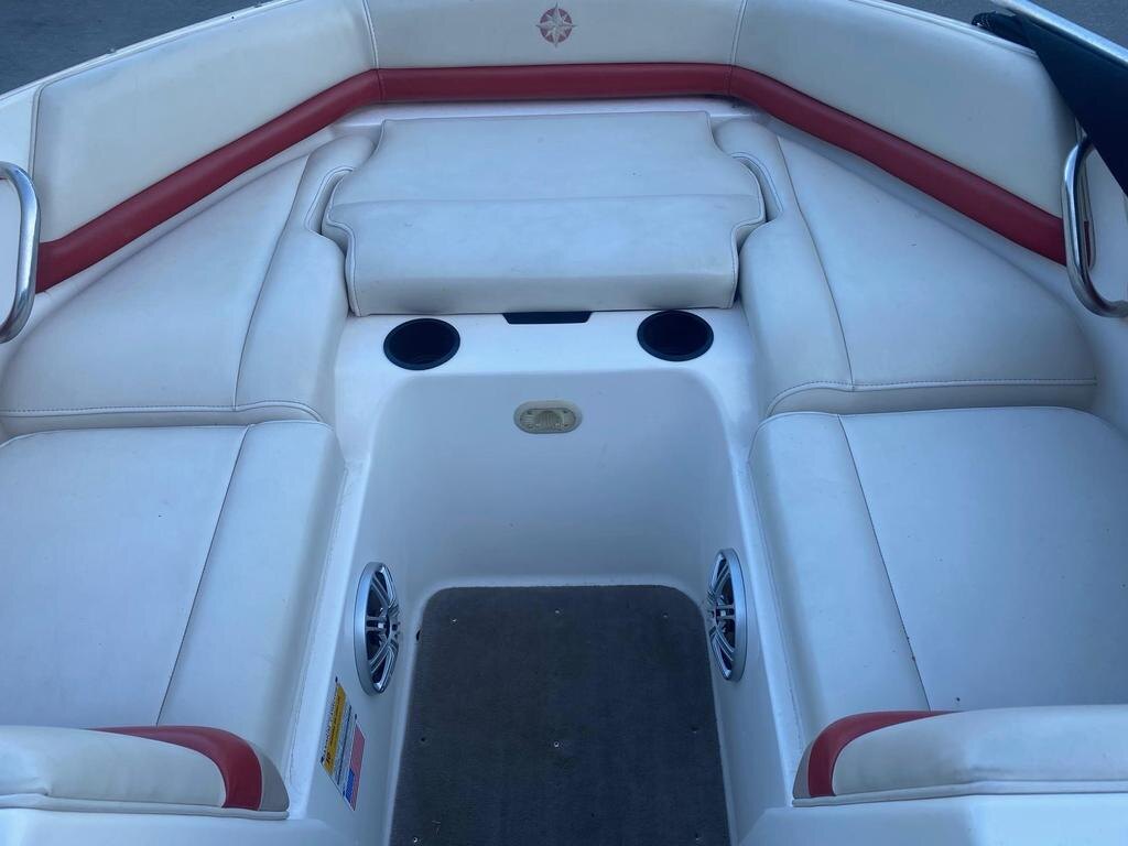 2001 Bryant Boats Inc 197