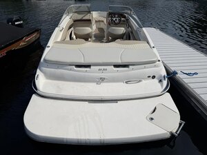 2006 Glastron GX 205 w/MERCRUISER 5.0L