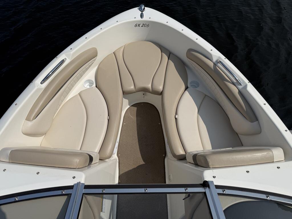 2006 Glastron GX 205 w/MERCRUISER 5.0L