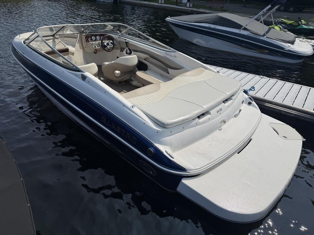 2006 Glastron GX 205 w/MERCRUISER 5.0L