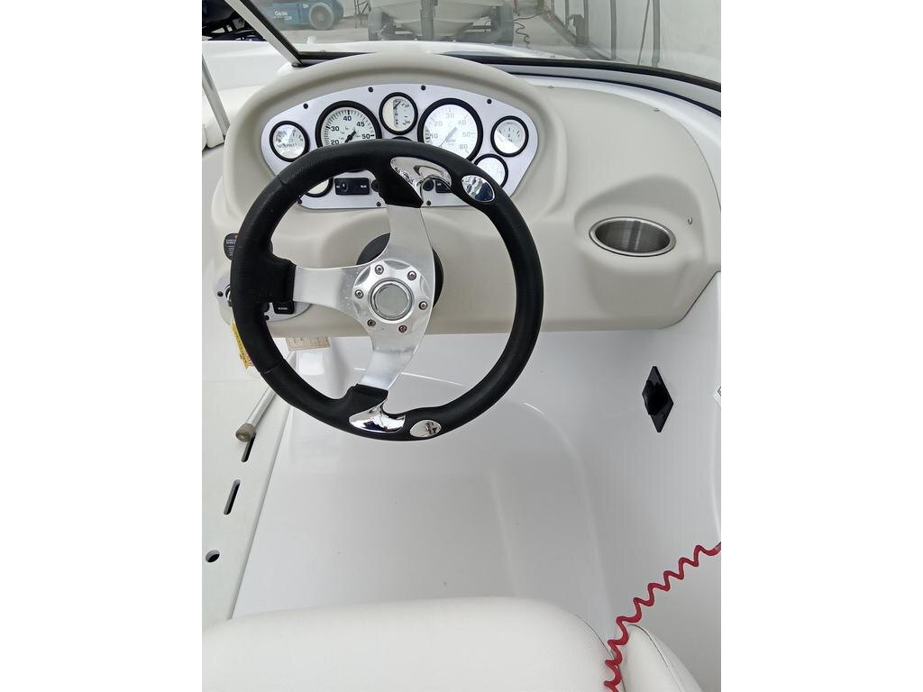 2011 Glastron MX 185