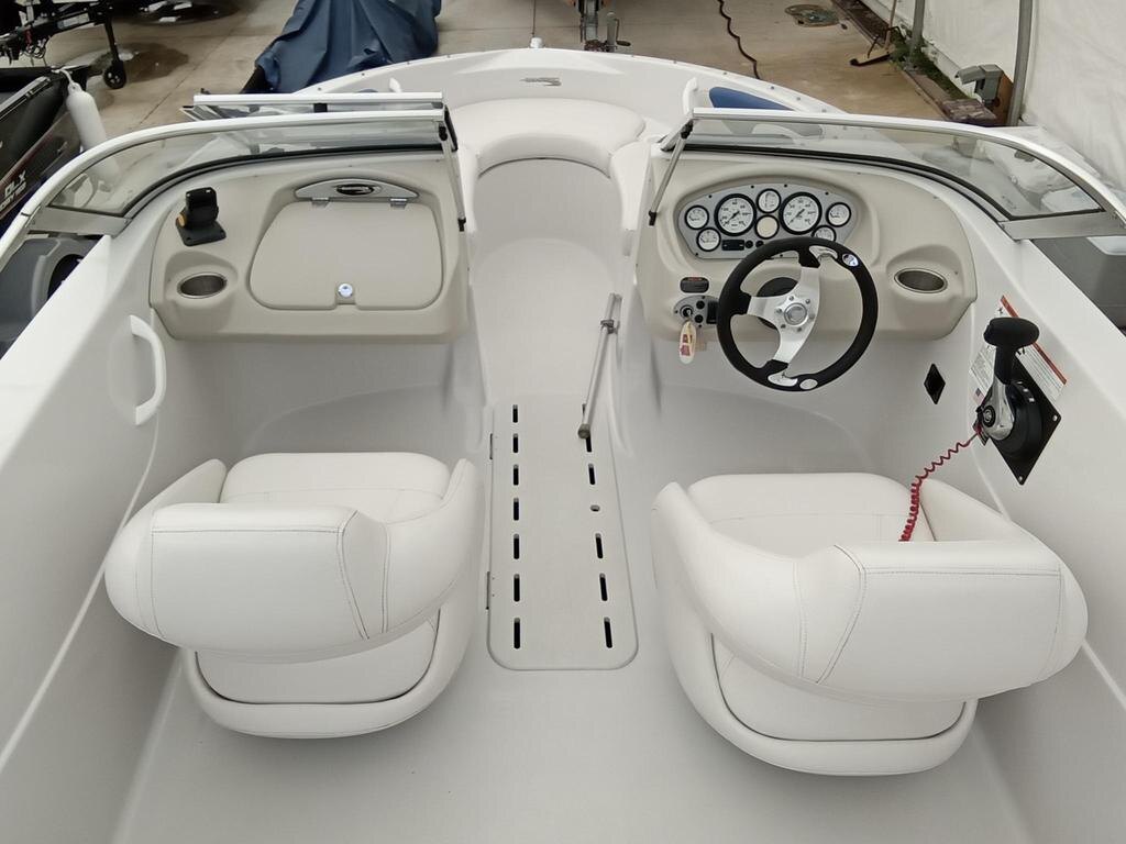 2011 Glastron MX 185