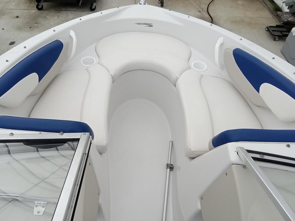 2011 Glastron MX 185