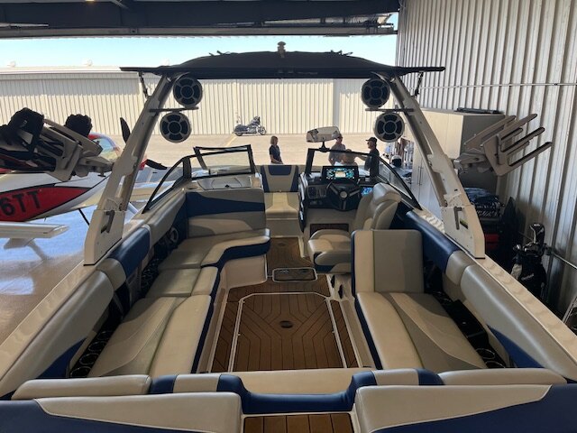 2019 Malibu Wakesetter 24 MXZ