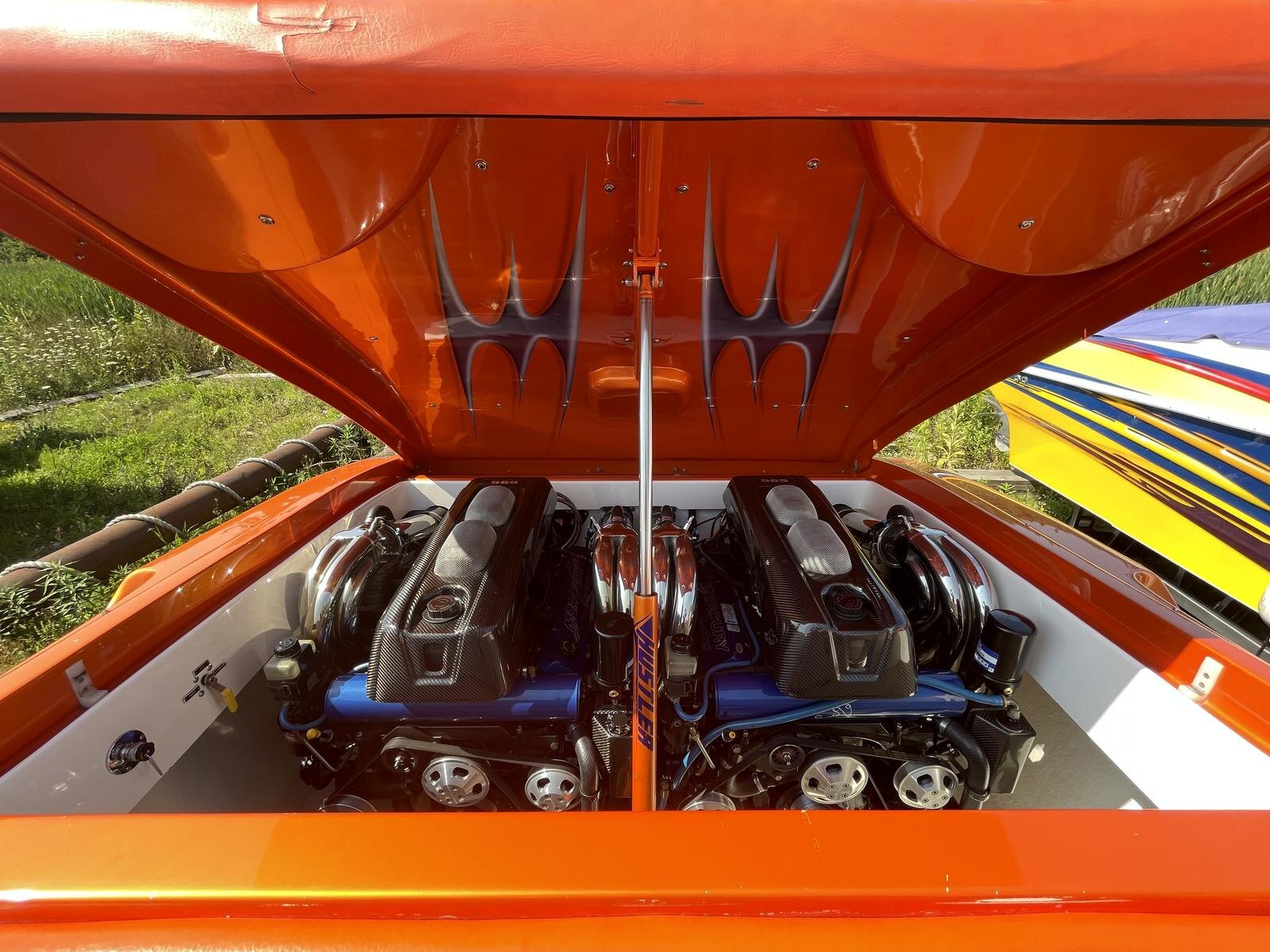 2007 Hustler Powerboats 344 Cheetah