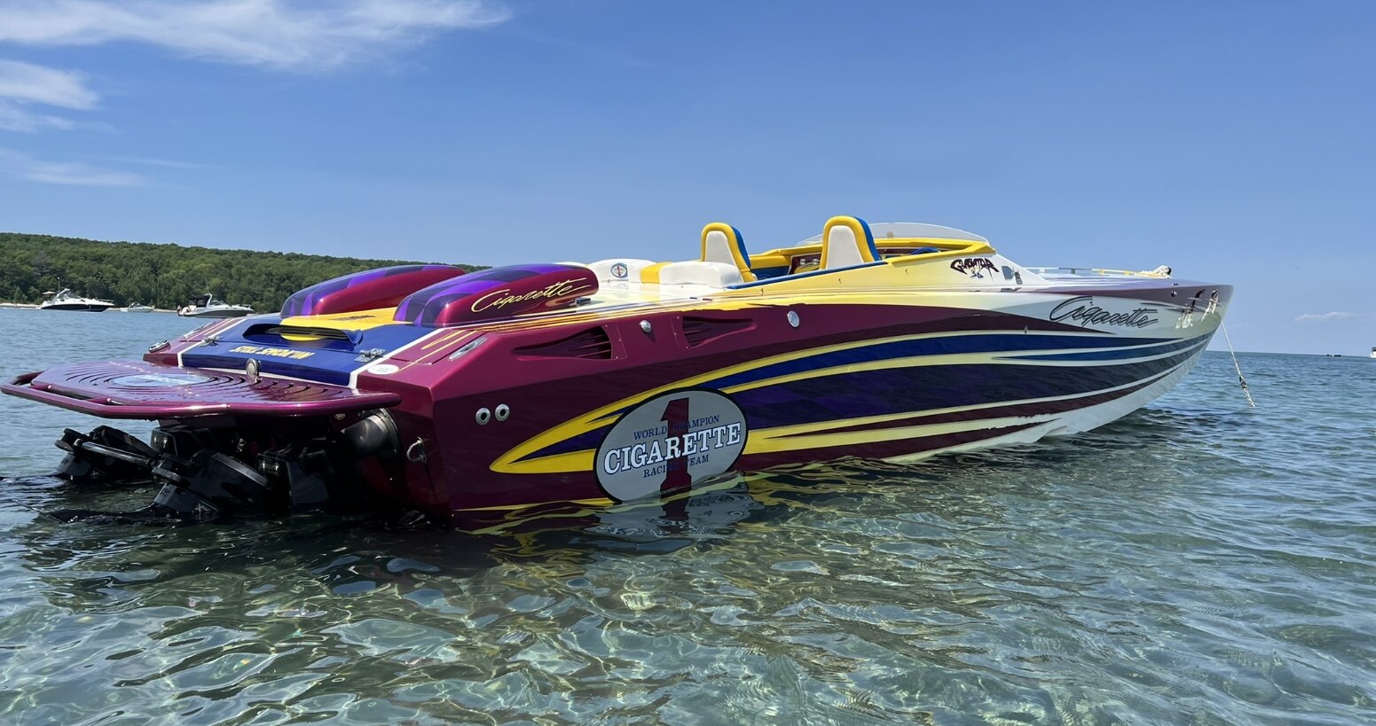 2004 Cigarette Offshore 36 Gladiator