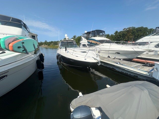 8299 573923 21338118 Sea Ray Sundancer 370