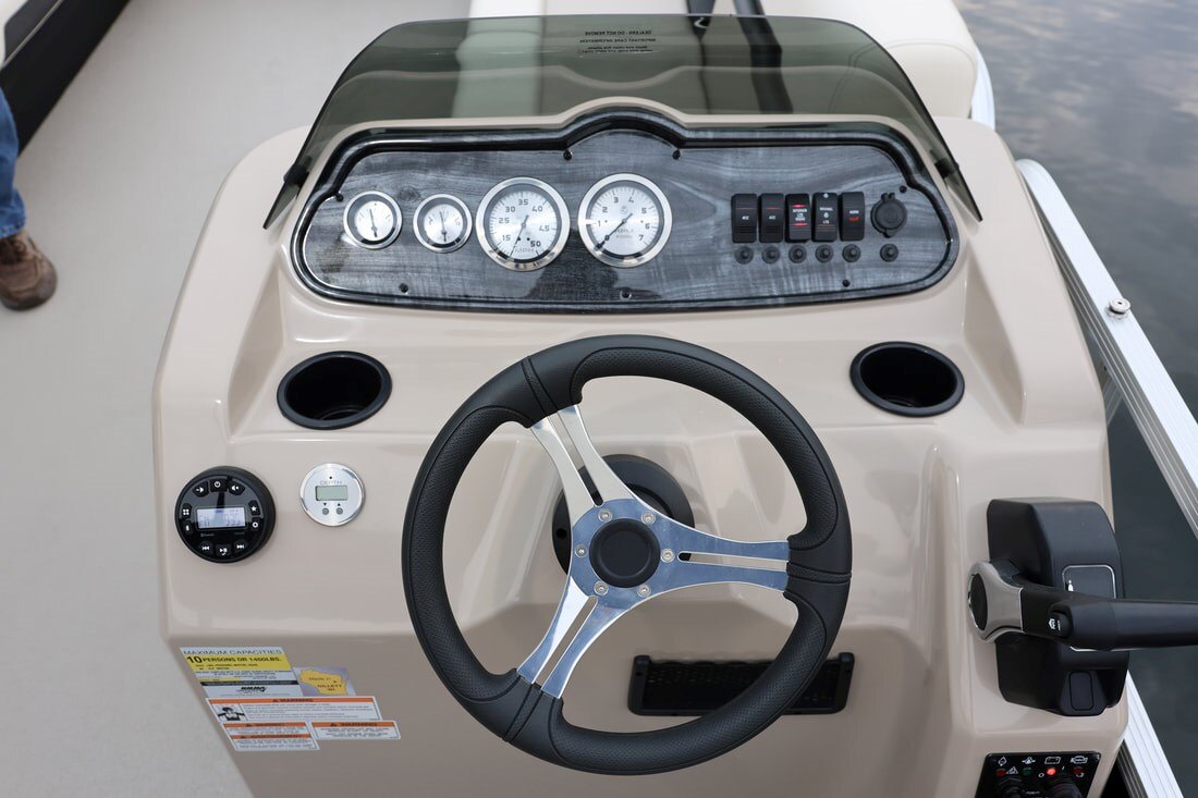 8299 580312 21865879 Montego Bay 8520c Classic