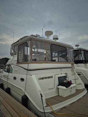 2000 Sea Ray 380 Aft Cabin