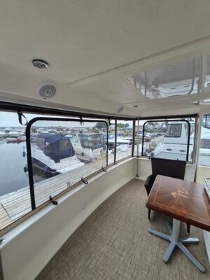 2000 Sea Ray 380 Aft Cabin