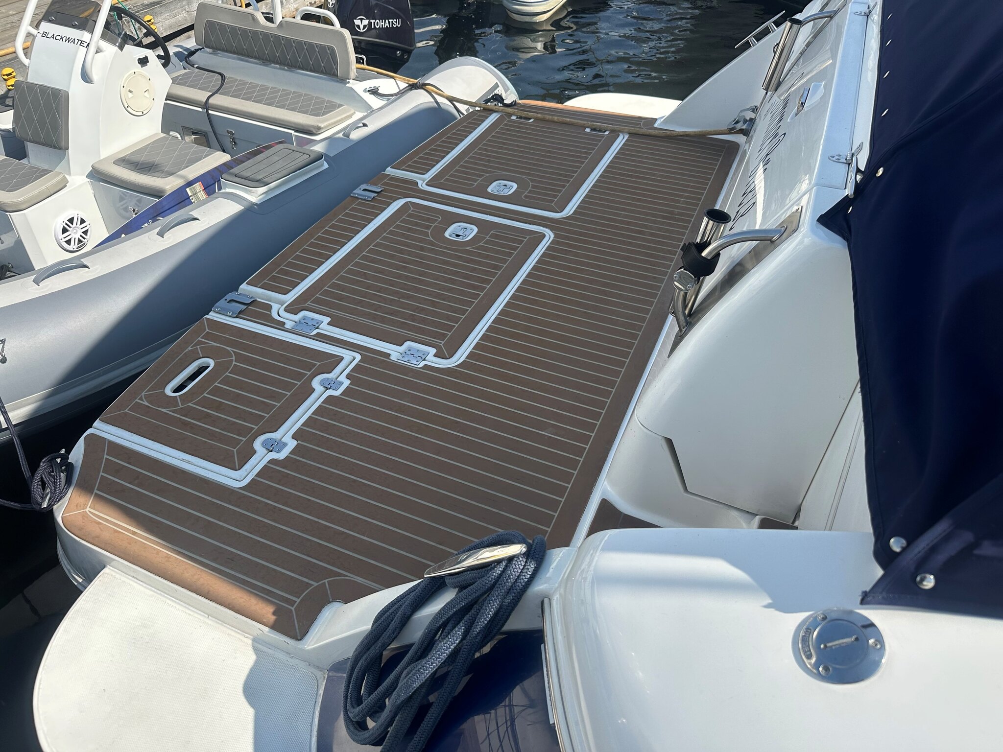 8299 592037 22742191 Cruisers Yachts 440 Express