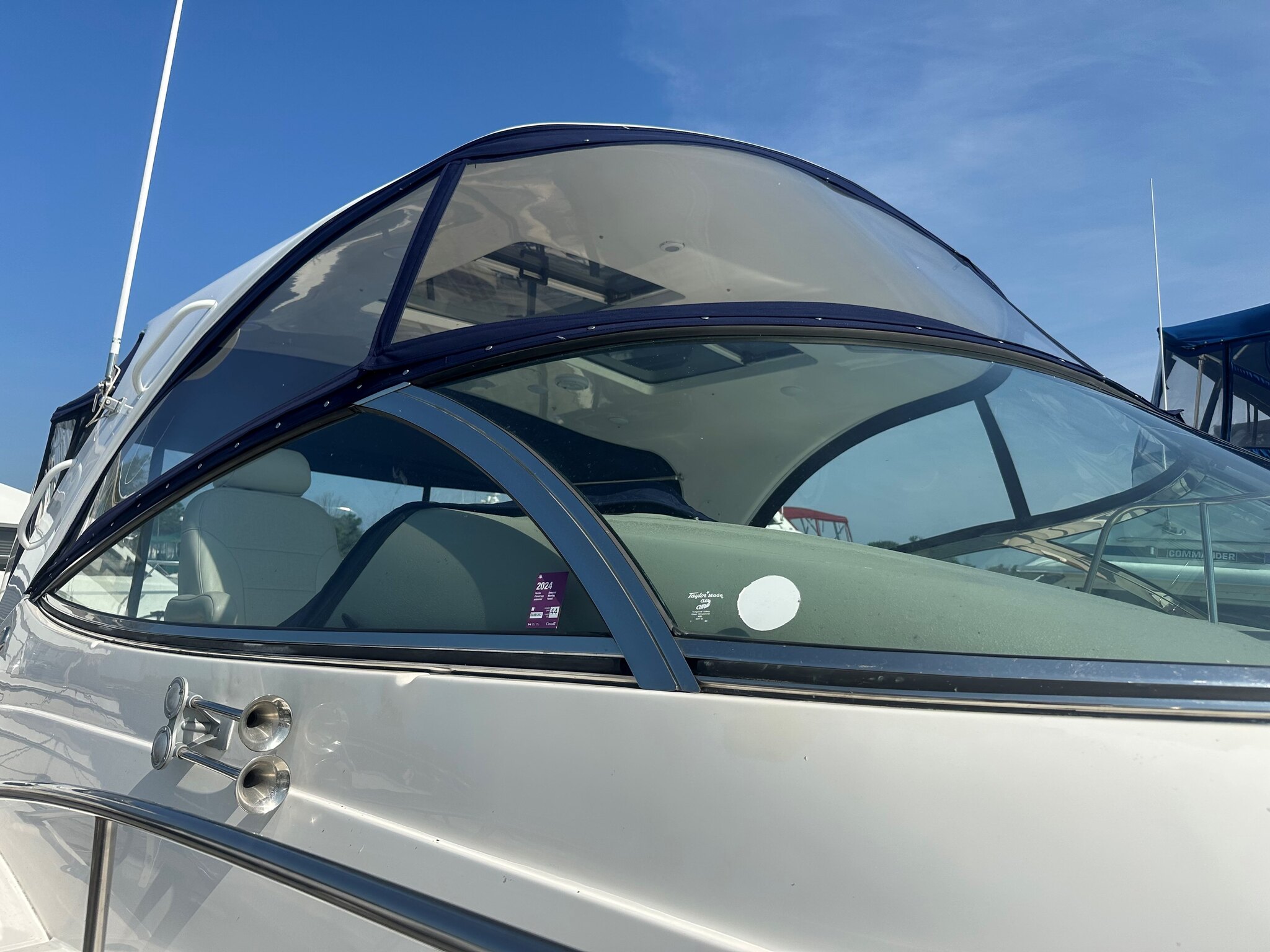 8299 592037 22742192 Cruisers Yachts 440 Express