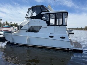1997 Silverton 372