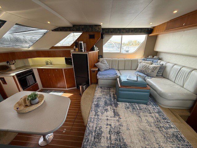 1997 Silverton 372