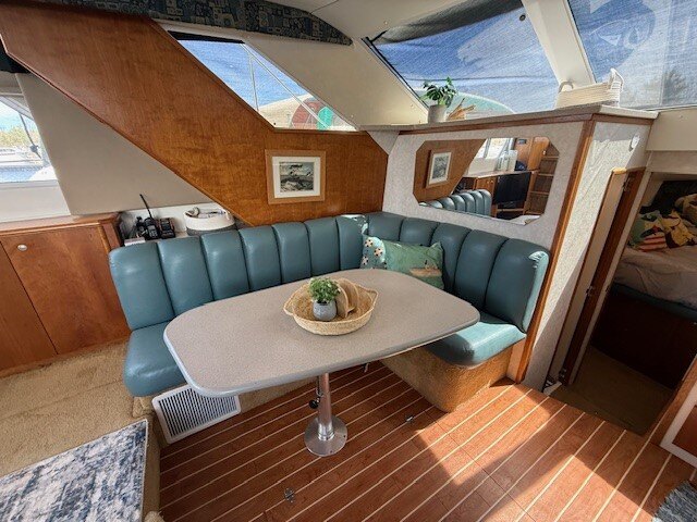 1997 Silverton 372