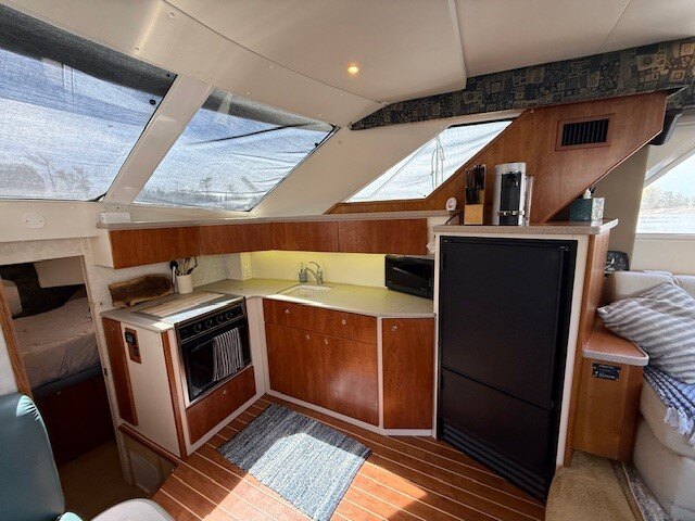 1997 Silverton 372
