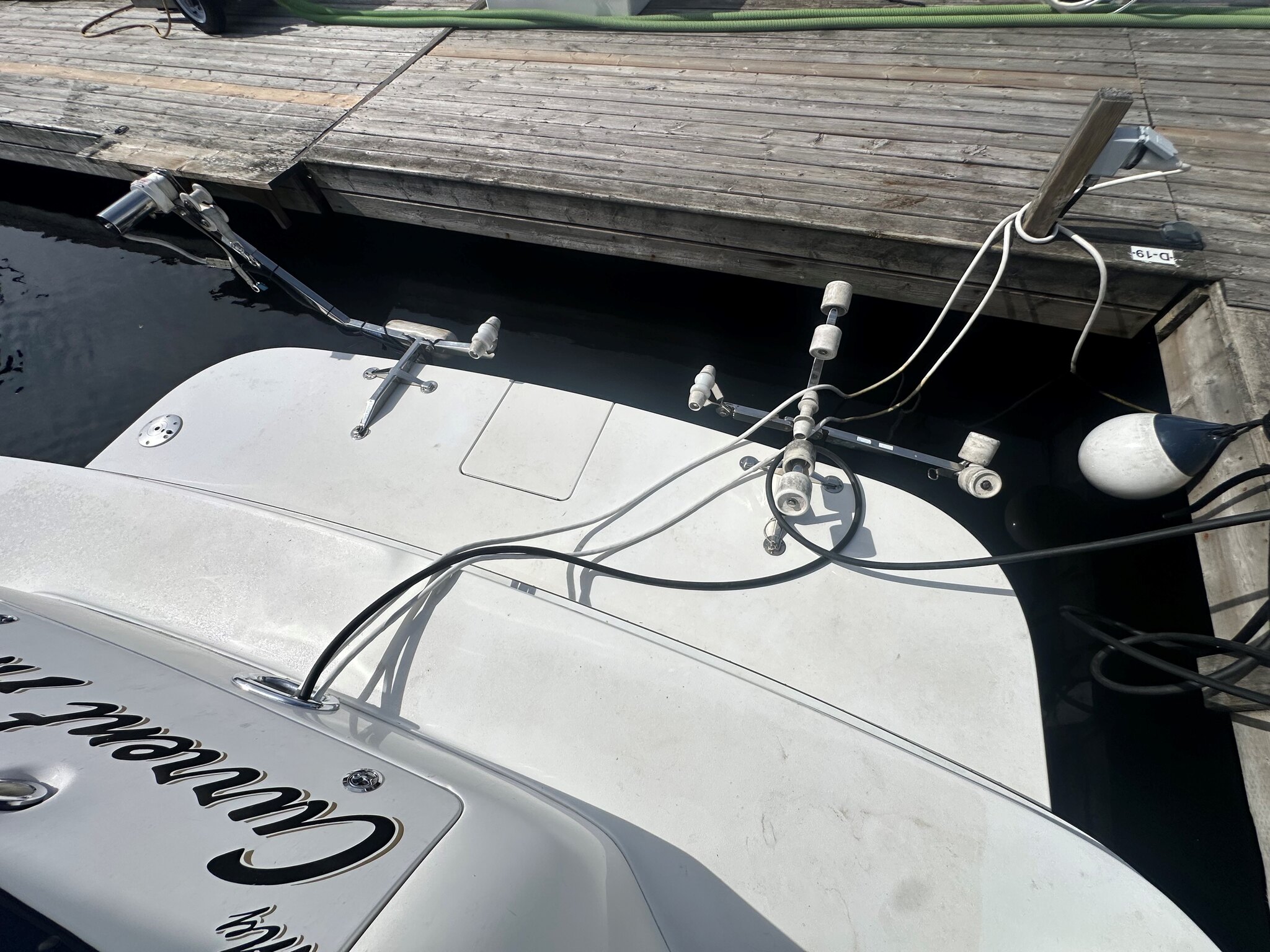 8299 672170 23809288 Sea Ray 400 Sundancer