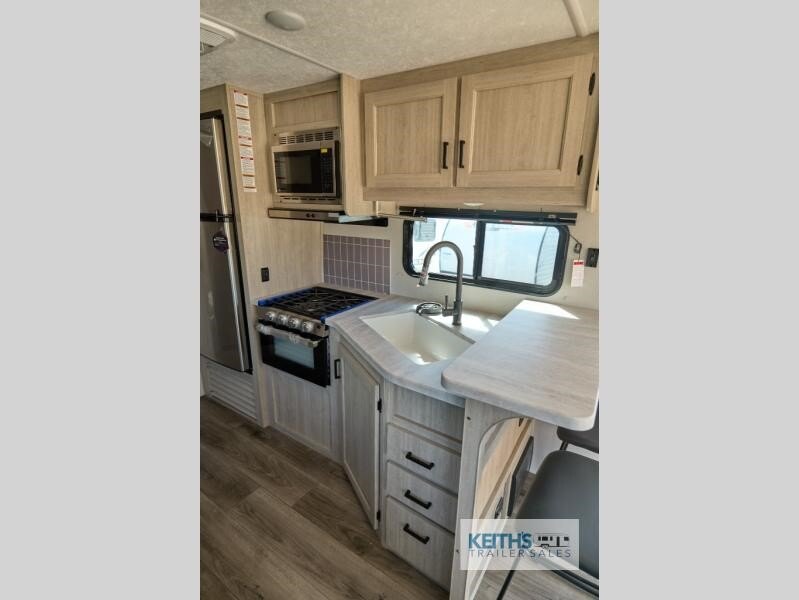 2025 Coachmen RV Catalina Legacy 283EPIC
