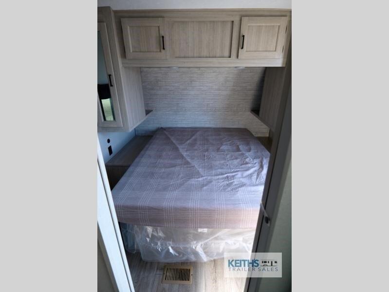 2025 Coachmen RV Catalina Legacy 283EPIC