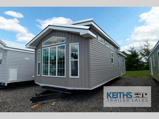 8925 39528 27650933 General Coach Manor Series Melrose