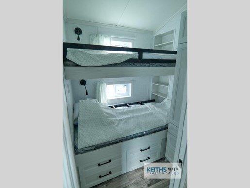 8925 39529 28070974 General Coach Resort Series Ridgetown