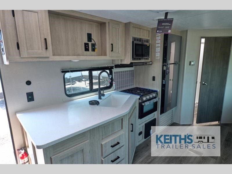 2026 Coachmen RV Catalina Legacy Edition 243RBS