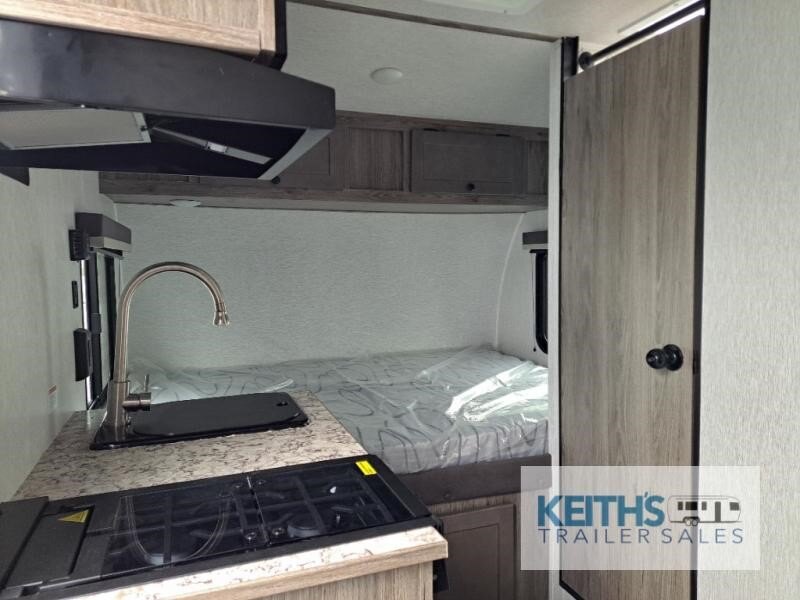 8925 39552 29000171 Sunset Park Rv Sunray 149