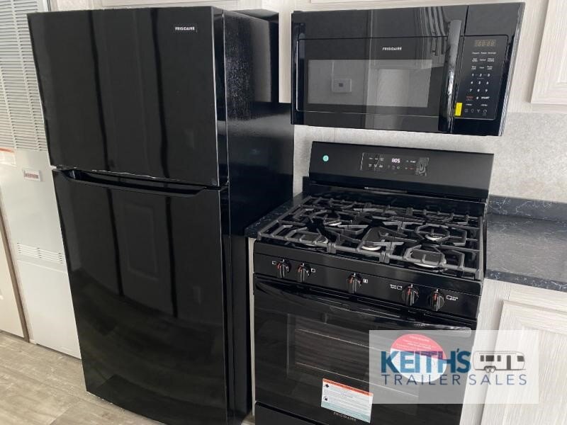 8925 40002 29015295 Forest River Rv Summit 355fl