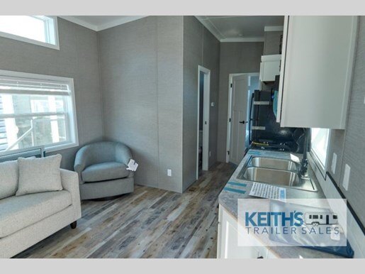 8925 40425 27773460 Elevation 3 Series 122ca