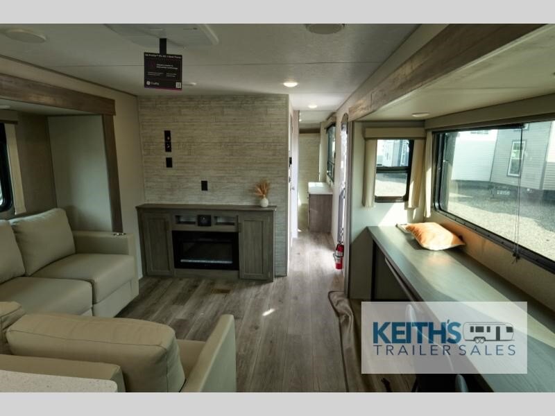 2026 Coachmen RV Catalina Legacy Edition 323MAZE