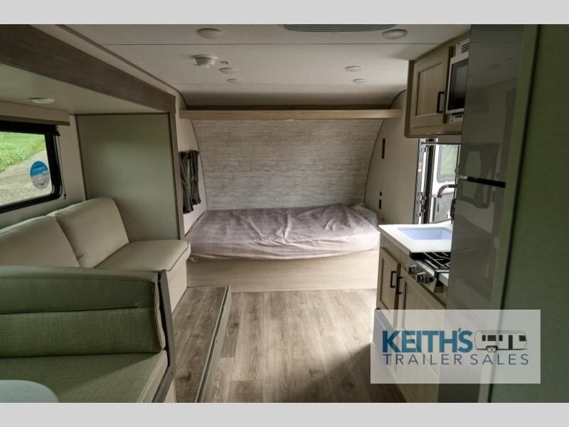 2026 Coachmen RV Catalina Summit Series 7 184MKS