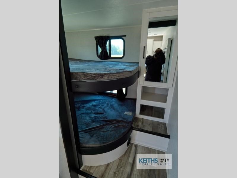 2026 Open Range RV Roamer Light Duty 28DBSS