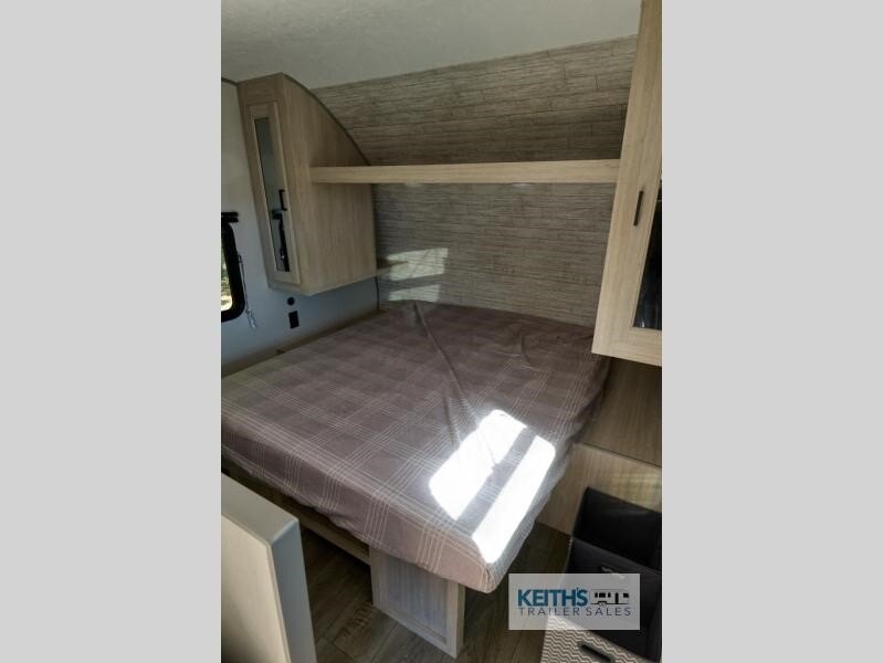 2026 Coachmen RV Catalina Summit Series 8 261BH