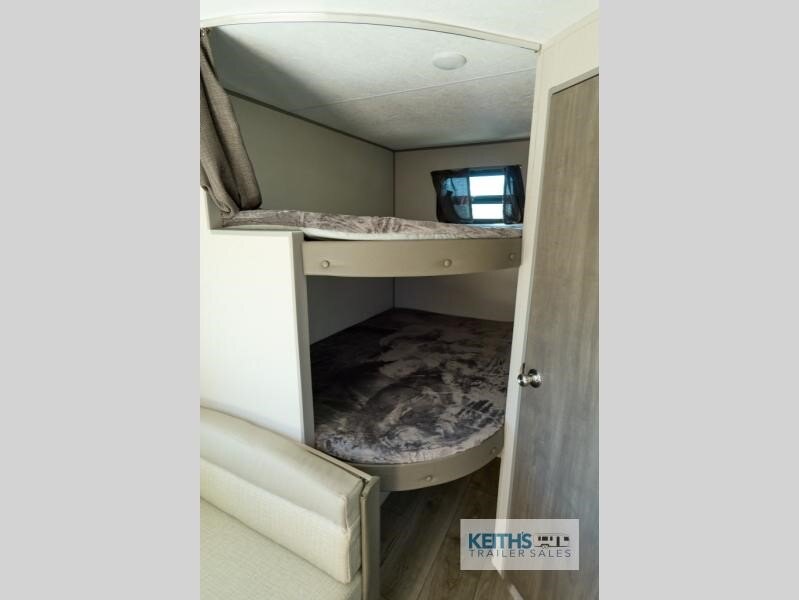 2026 Coachmen RV Catalina Summit Series 8 261BH