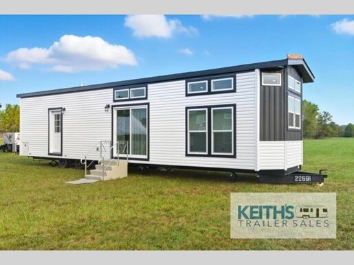 8925 41410 28984741 Fairmont Country Manor 148044es