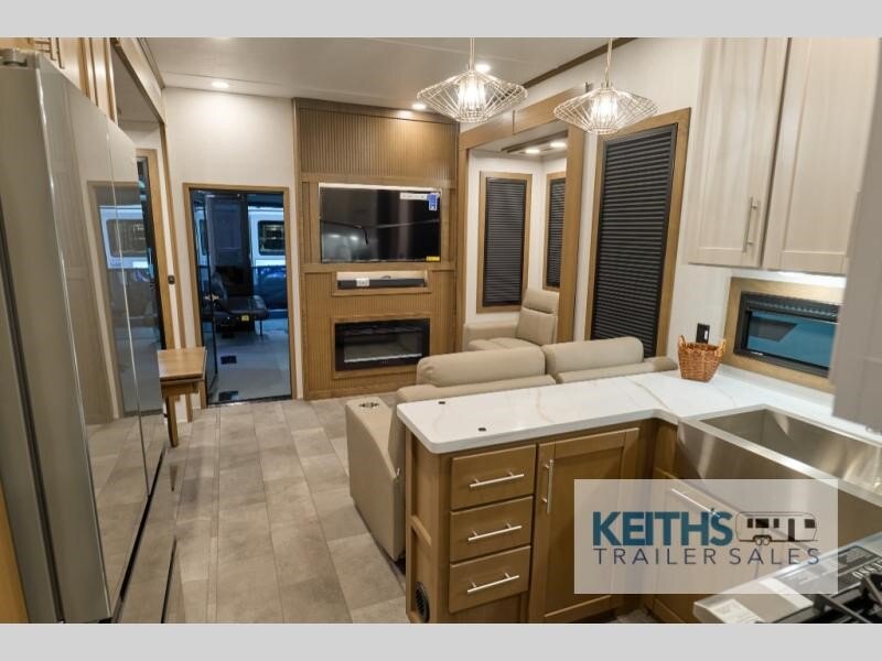 2026 Keystone RV Fuzion 442 FULL BODY PAINT